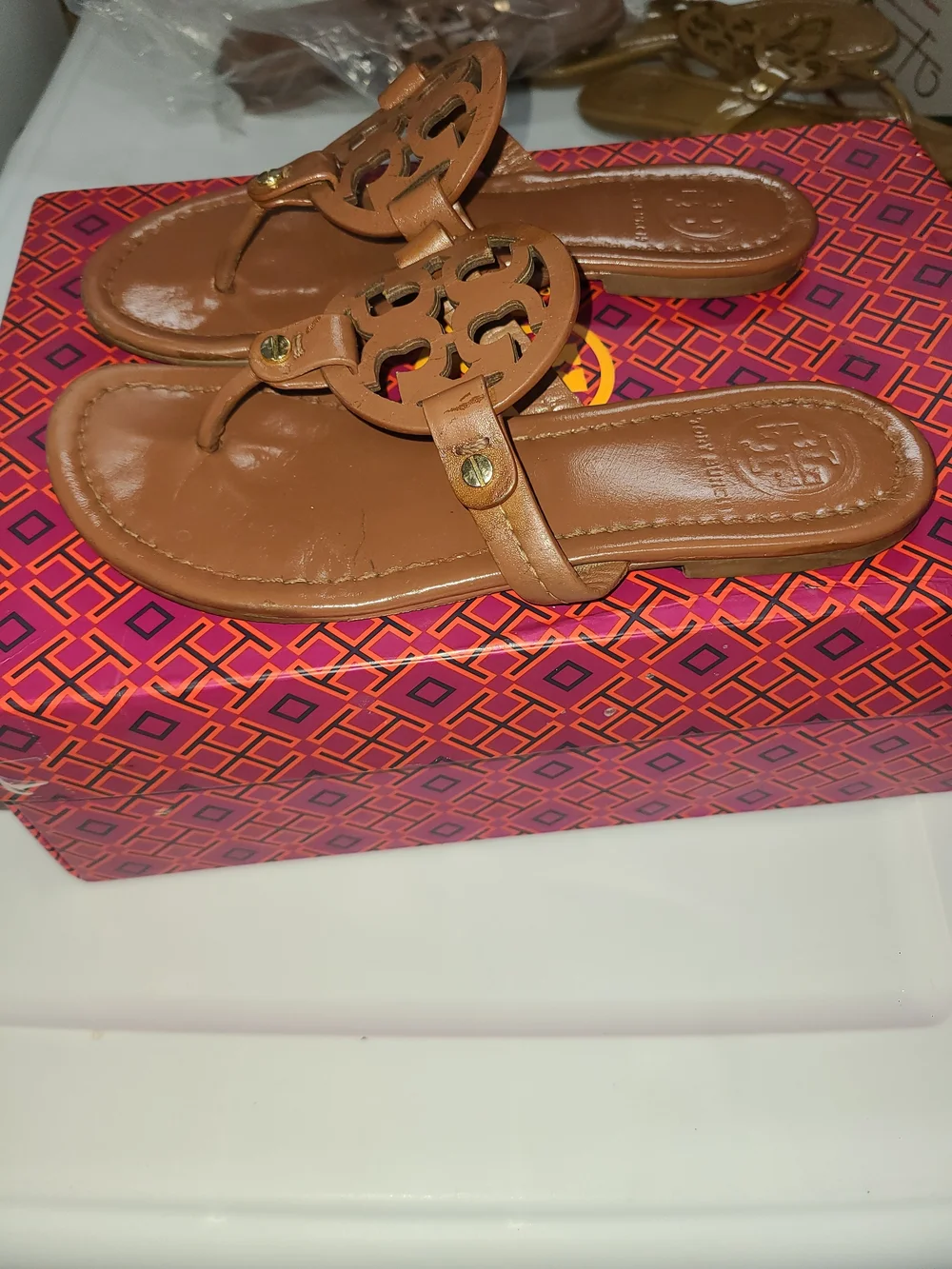 Tory Burch Miller Designer Brown Leather Thong Flip Flop Sandals 6.5
